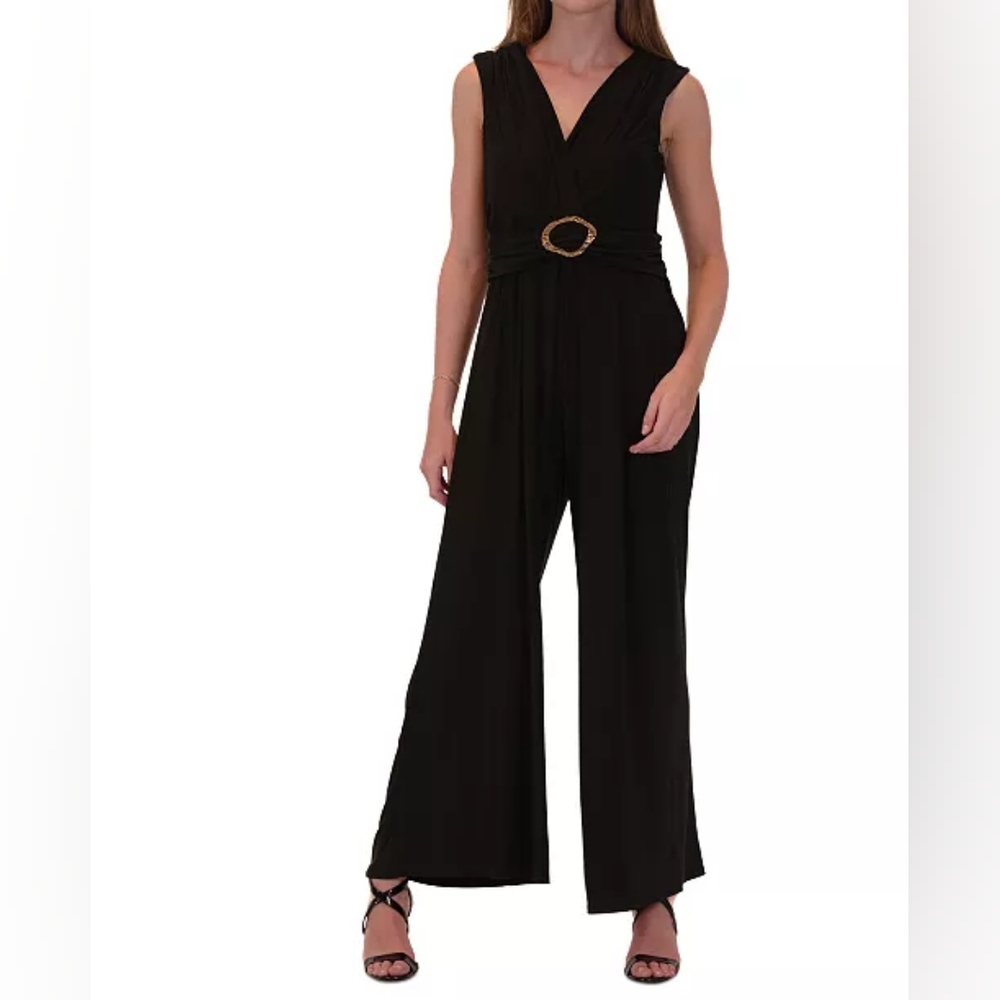 Women's Clothing (839)